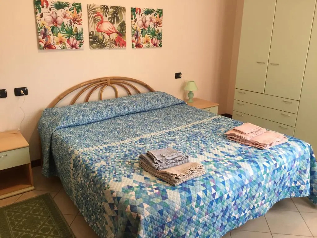 Via Acquedotto N. 66, Condominio "Le Piramidi"