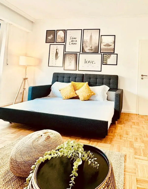 Elegant one bedroom w private terrace