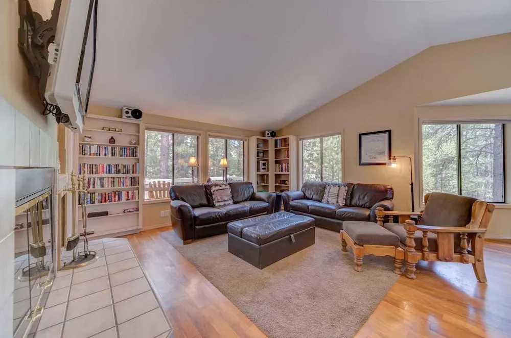 Diamond Peak Lane #20 by Village Properties at Sunriver