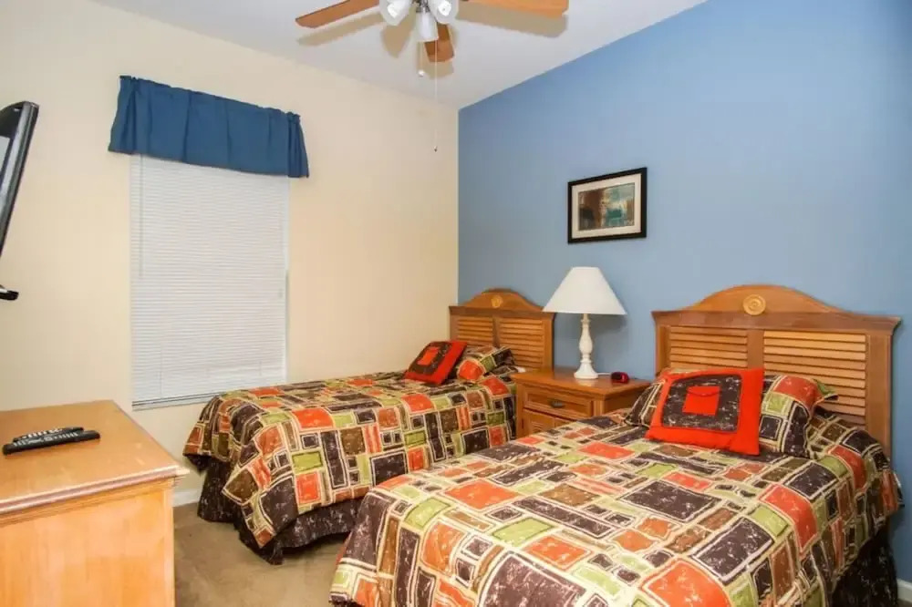 Windsor Palms 8046