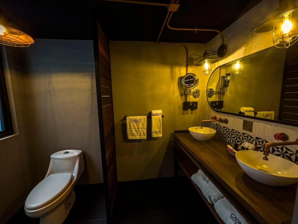Cadillac Hotel Boutique