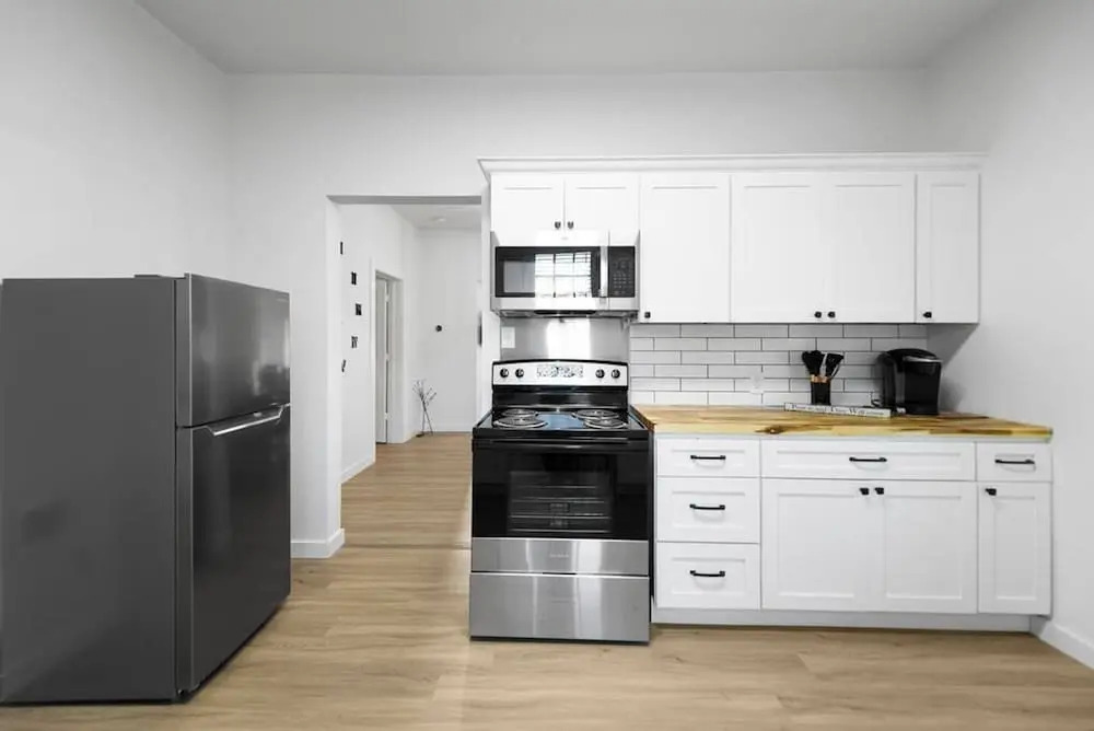 New Charming 2-bedroom Home Minutes to Downtown