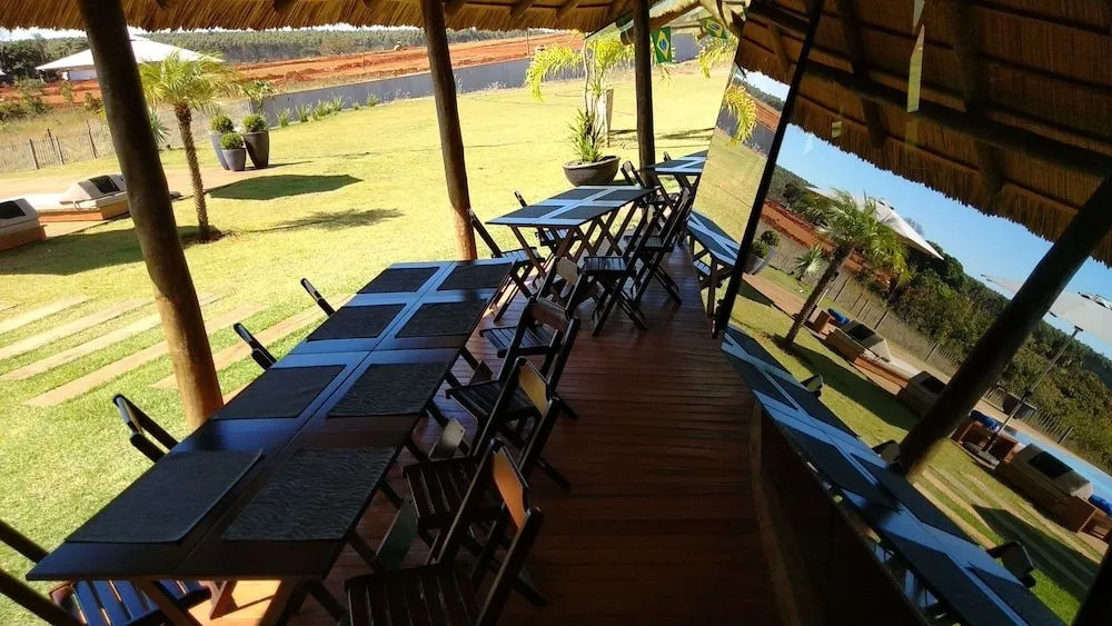 Ives Hotel