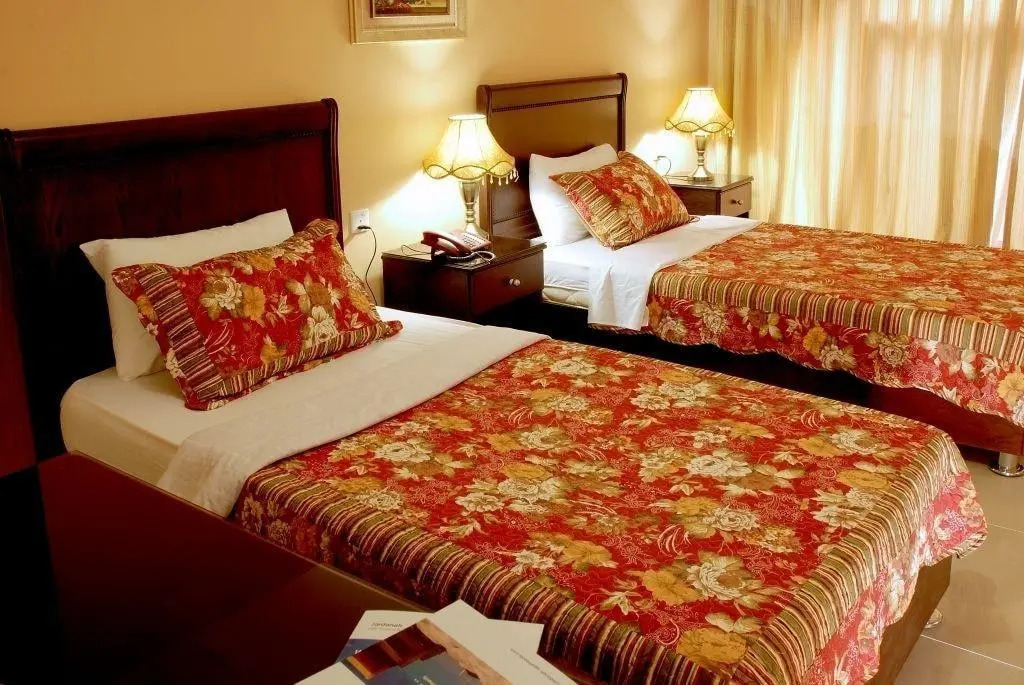Jardaneh Hotel