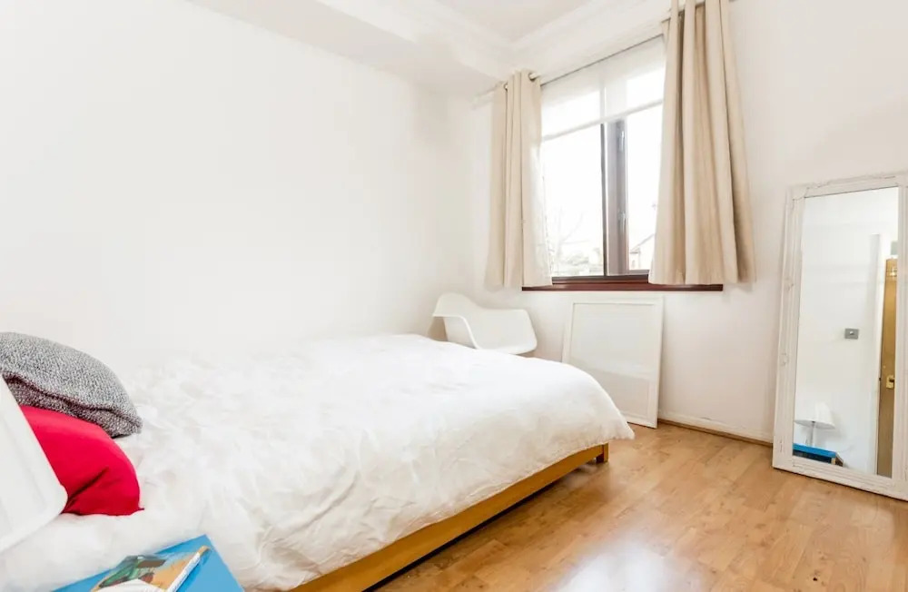 Modern House for 2 in Cambridge