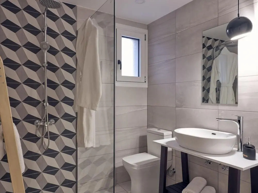 Chris & Jo Villas, Enchanting Escapes, with Heated Pools & SeaViews By ThinkVilla
