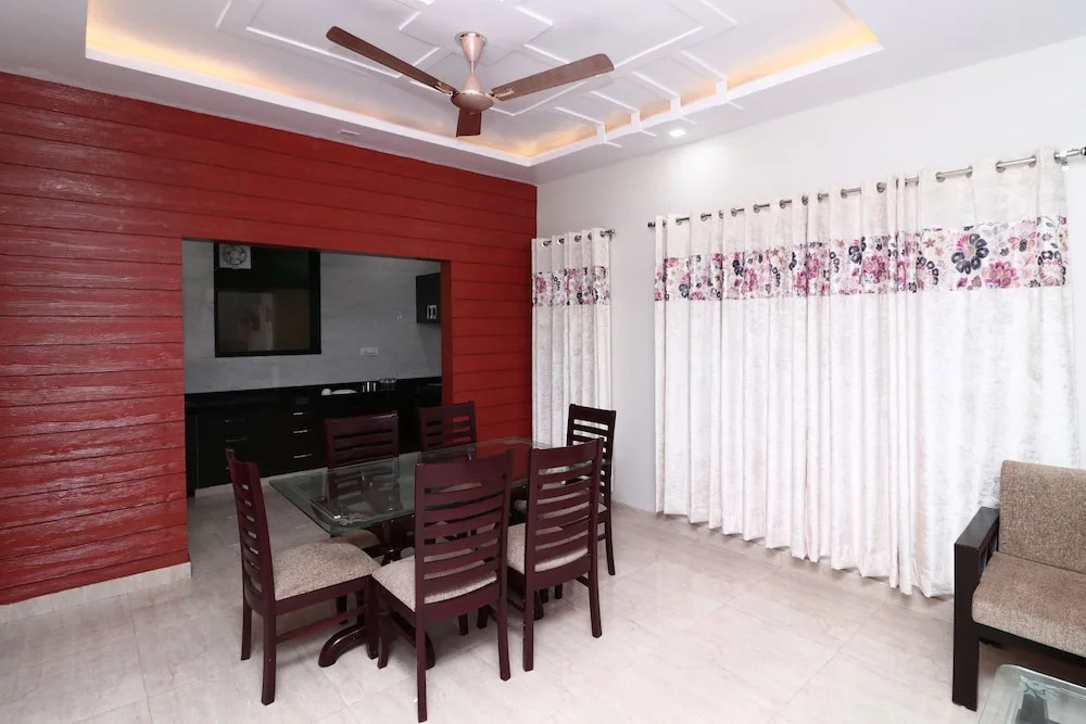 OYO 17063 Home Spacious 3BHK Naukuchiatal