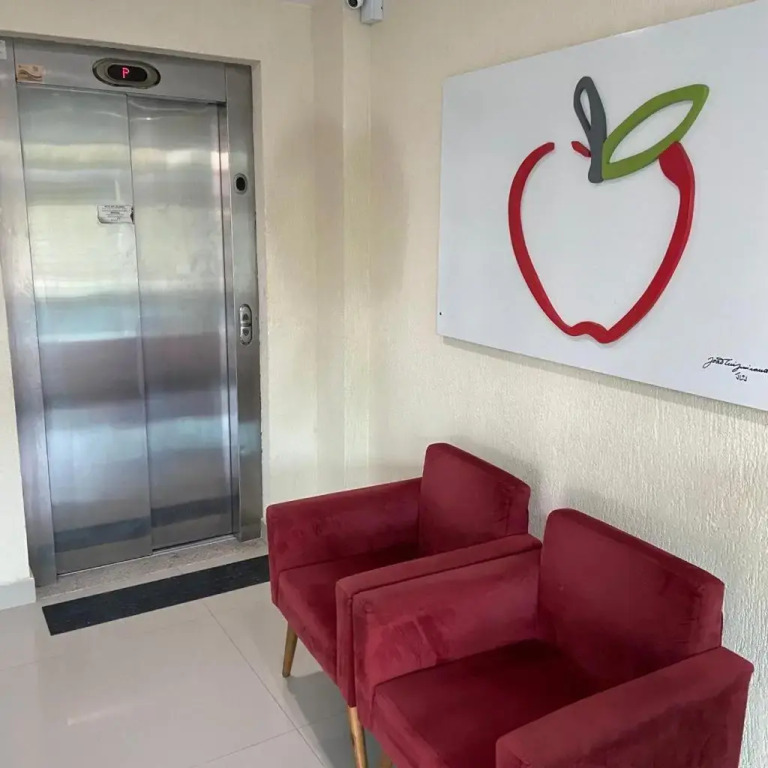 Apple Flat 501