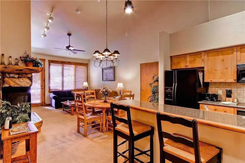 Tl2312 Lovely top Floor Home With Beautiful Views - Winter Specials!