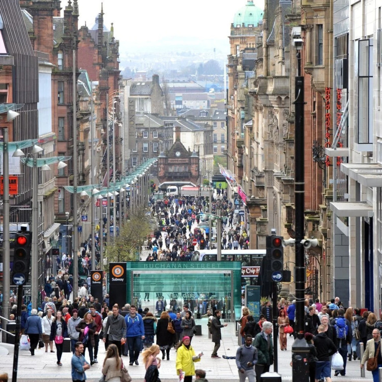 Contemporary 2 Bedroom Flat in Glasgow City Centre