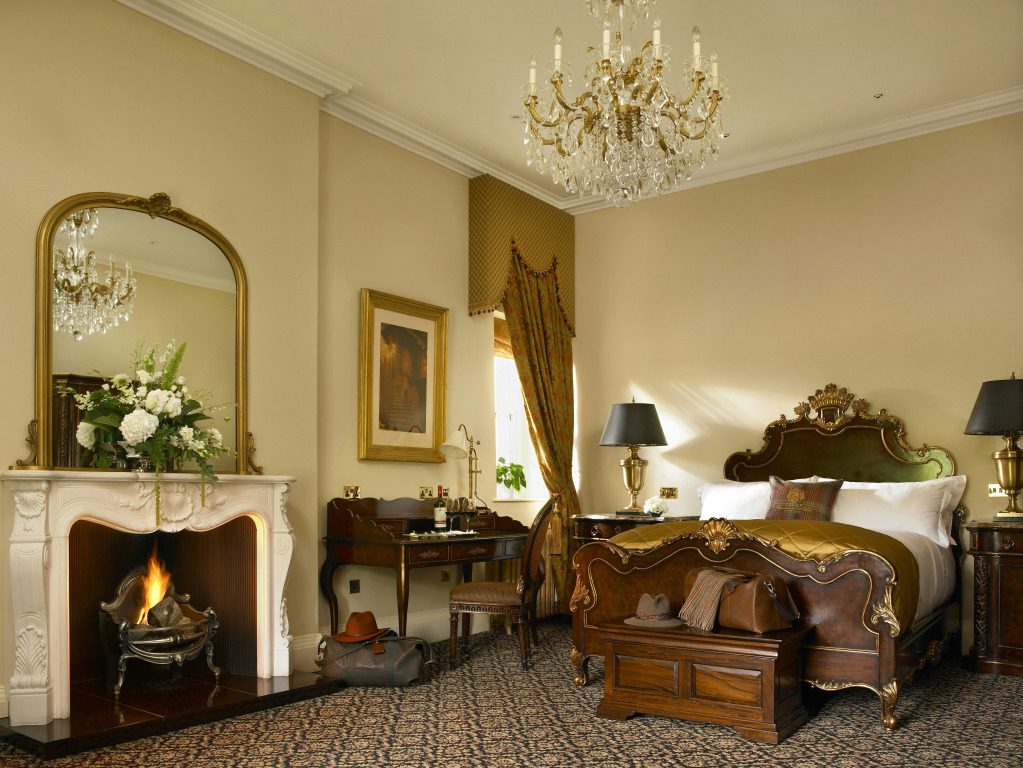 Trump MacLeod House & Lodge, Scotland