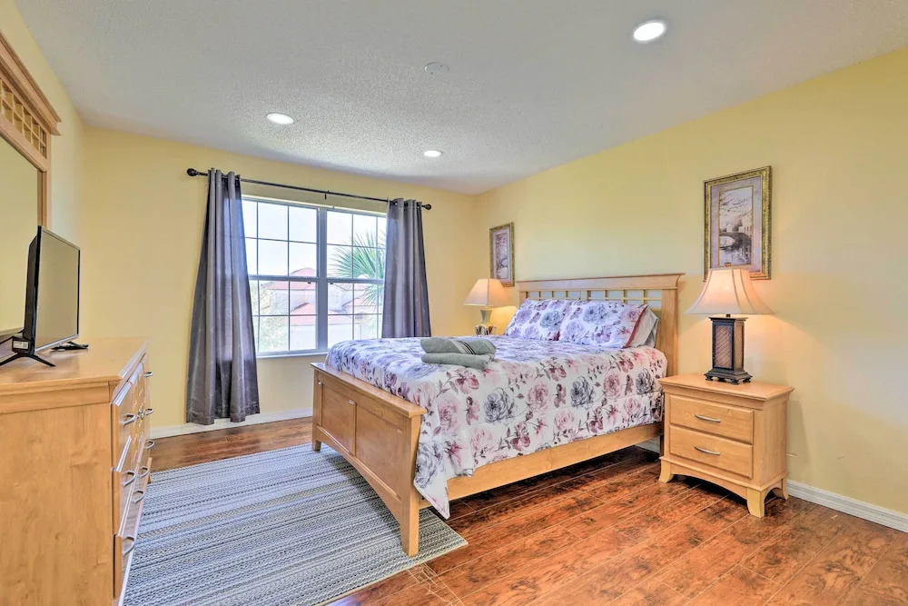Kissimmee Home w/ Pool < 9 Mi to Disney World!