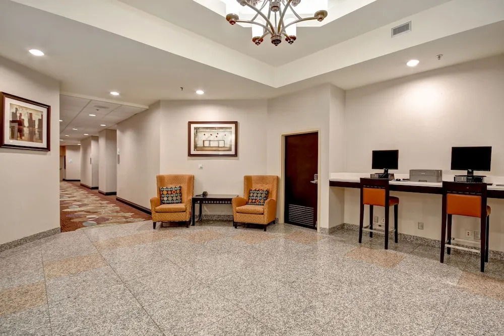 Holiday Inn Select