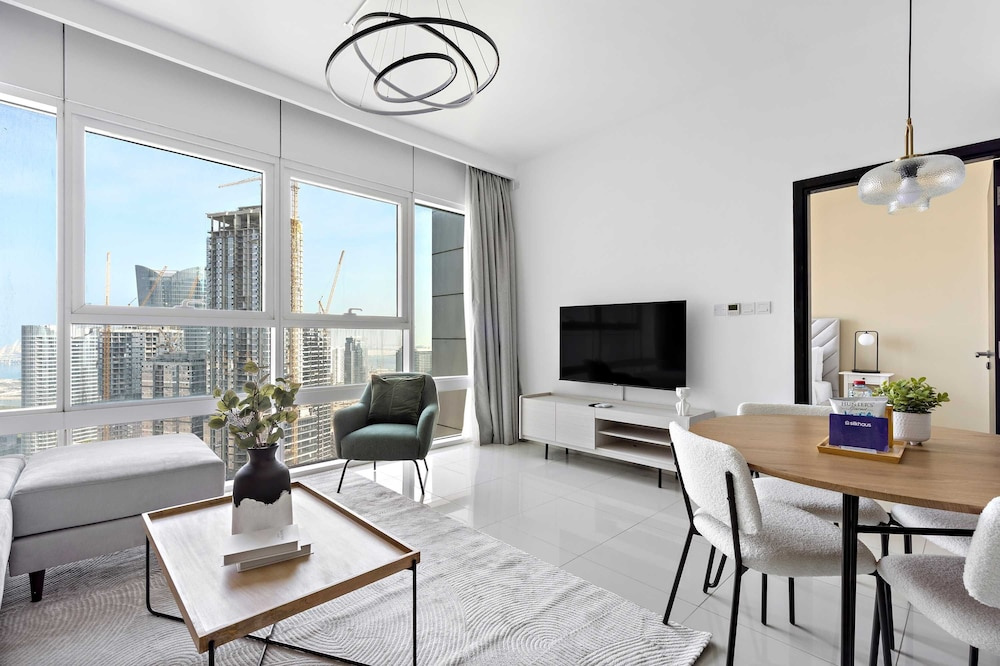 Silkhaus Horizon Tower 1 BDR Near Al Fay Park