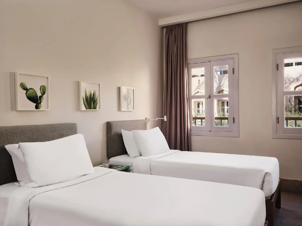 Captains Inn Hotel