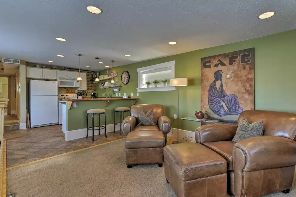 The Loft on Center