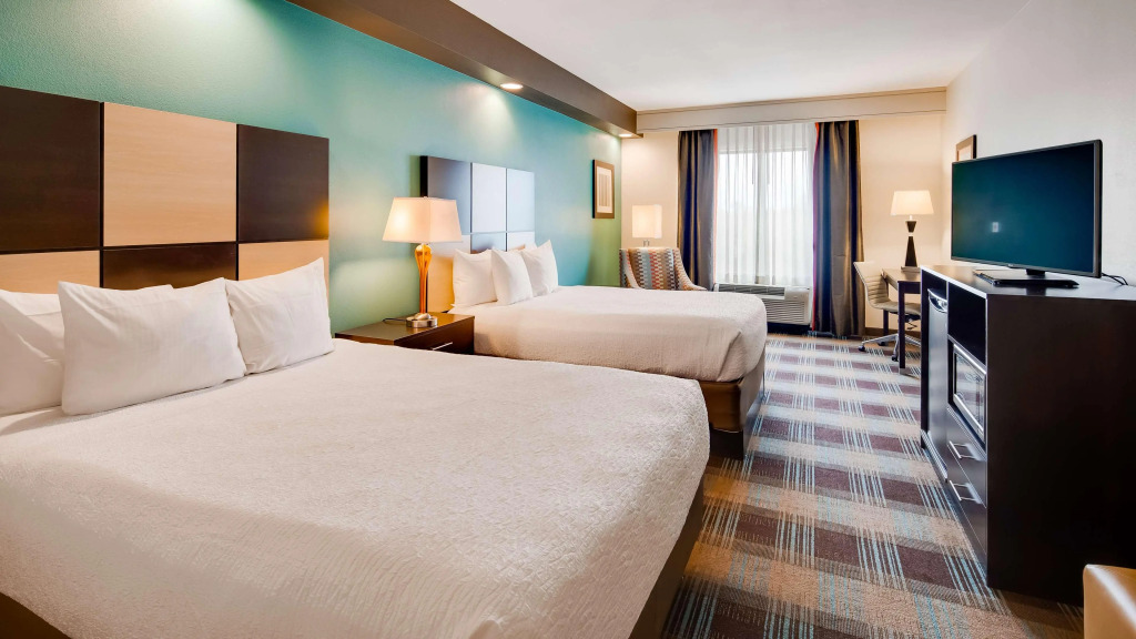 Best Western Plus Atrium Inn & Suites