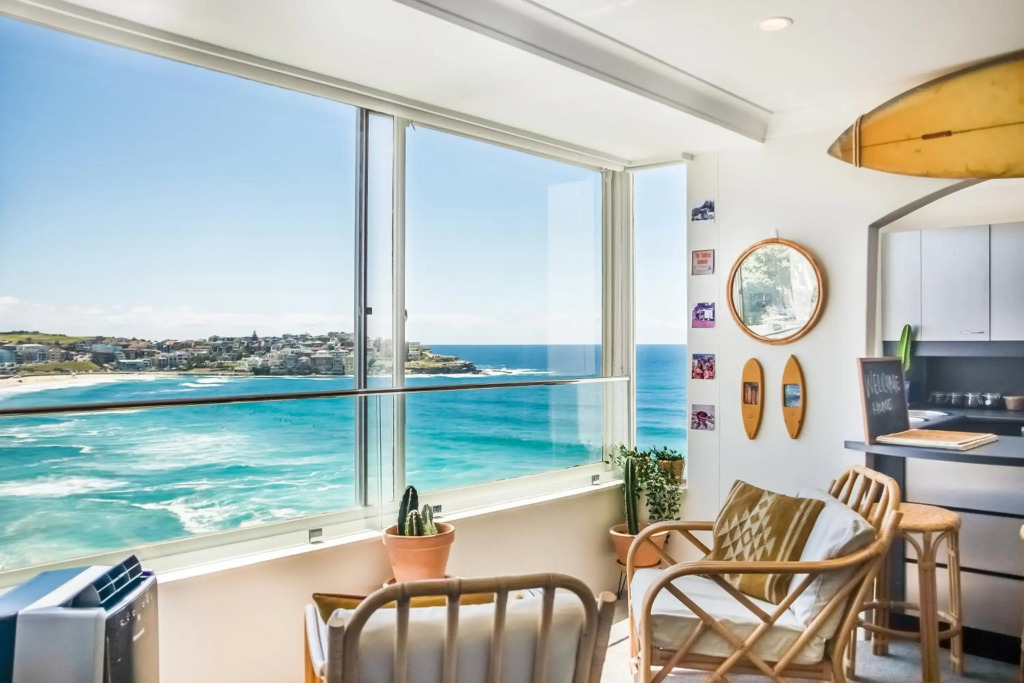 Bondi Cloud Surf House at Sydney Dreams Serviced Apartments