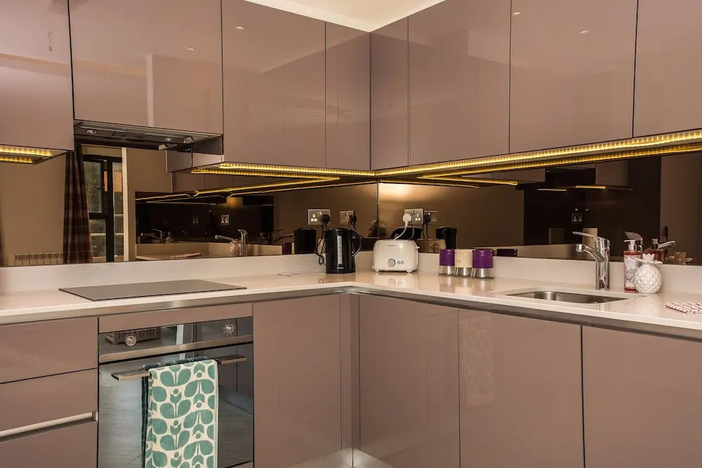 1 Bed Flat, 2 Minutes from Station