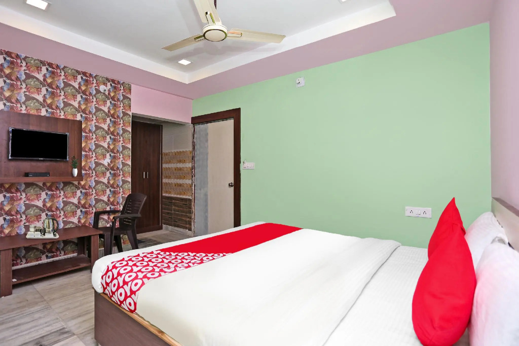 Capital O 14489 Hotel Aryan