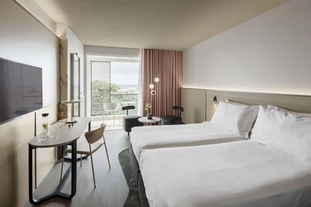 Azoris Royal Garden - Leisure & Conference Hotel