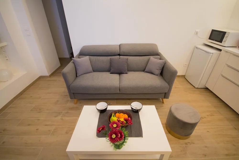 Duplex rénové proche vieux-port