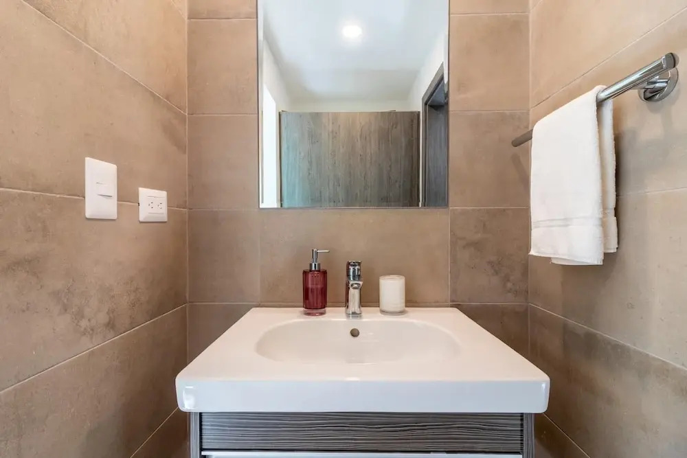 Modern 2-br Apartment in Paseo del Mar - Bavaro