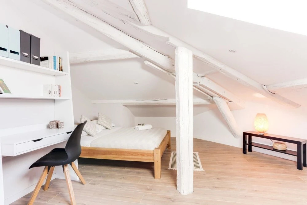 Wonderful 2 Bedrooms, Place de la Comédie