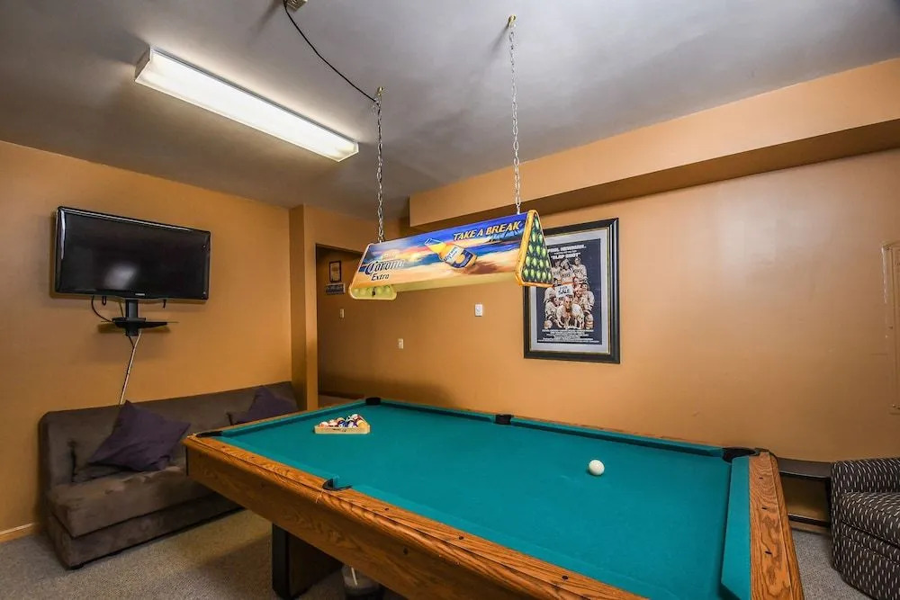 Sparkys Lodge