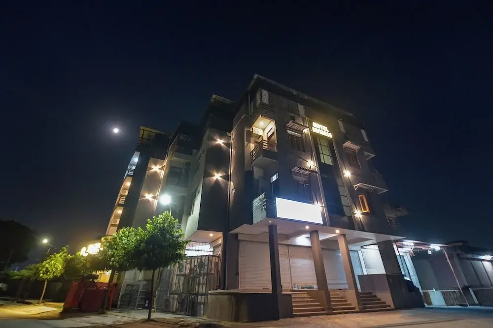 FabHotel Shivansh