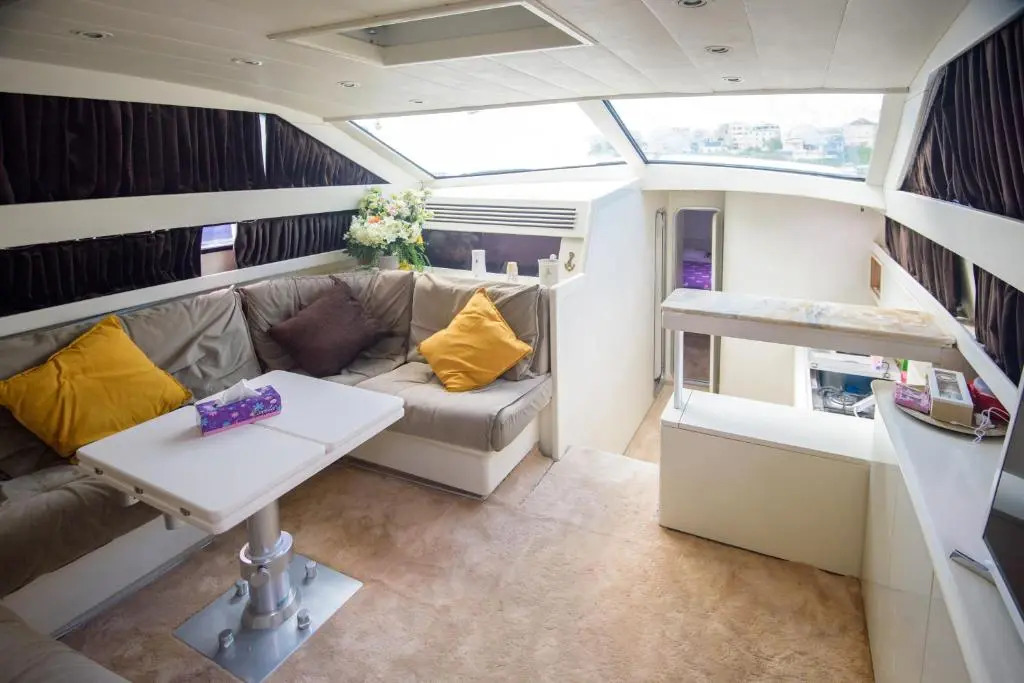 Hakuna Matata - Living a perfect life, Yacht Pershing 52