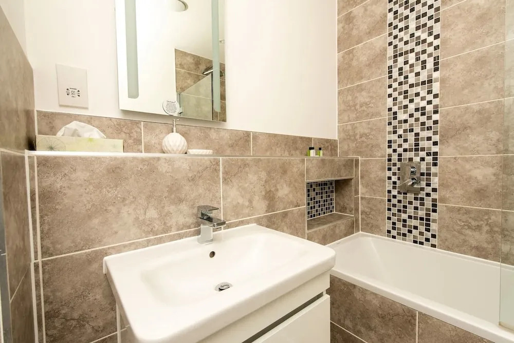 Stunning New Build Modern Apt Extremely Central Near Piccadilly