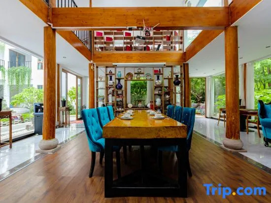 Lijiang Time · Linxi Senxi Snow Mountain Scenic Holiday Hotel