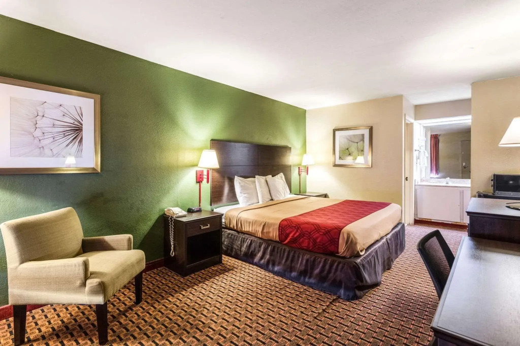 Econo Lodge Oxmoor