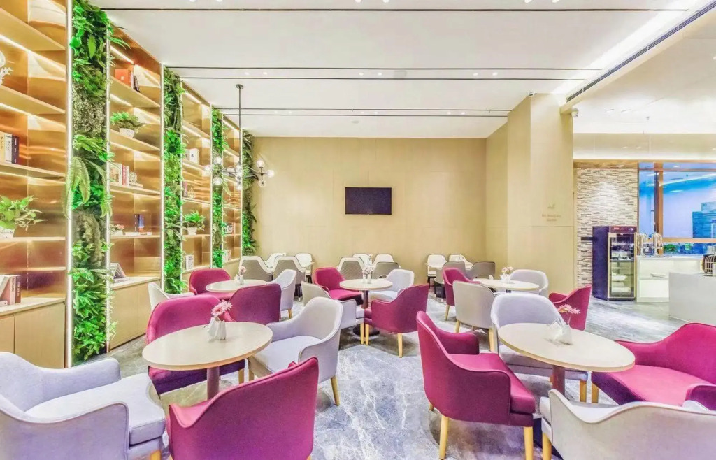 Lavande Hotels（Bishan Subway Station  Yuquan Lake Park Branch）