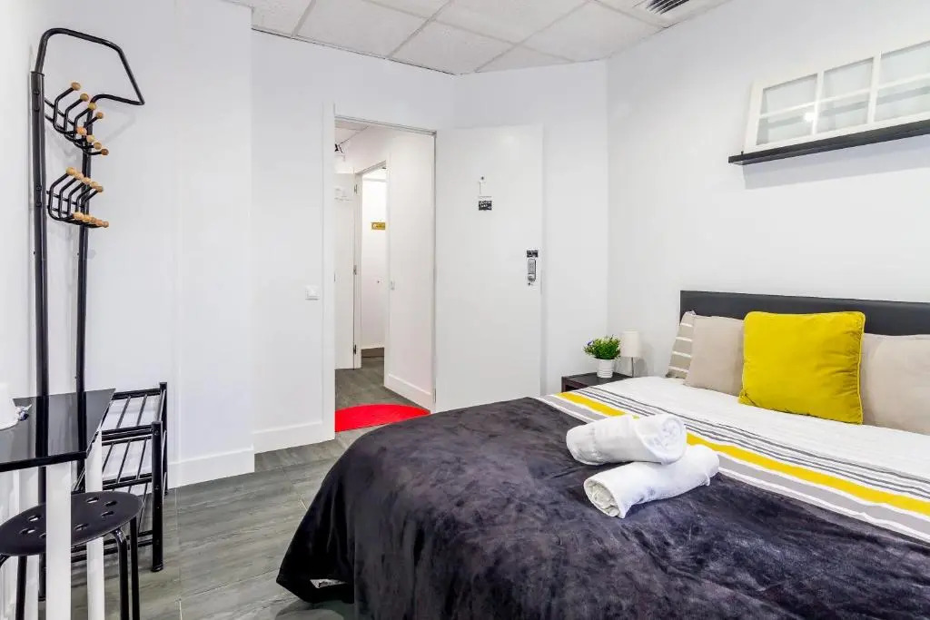 AYZ Ulises - Auto check-in property