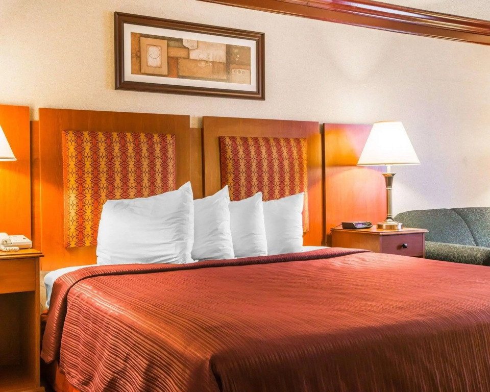 Quality Inn & Conference Center Brattleboro North