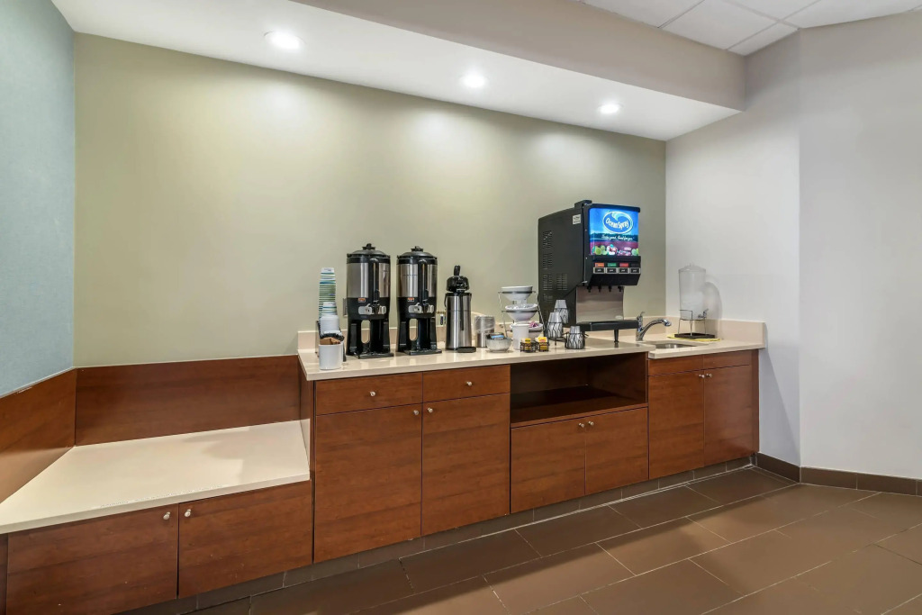 The Clocktower Hotel Latham - North Albany, an Ascend Collection Hotel