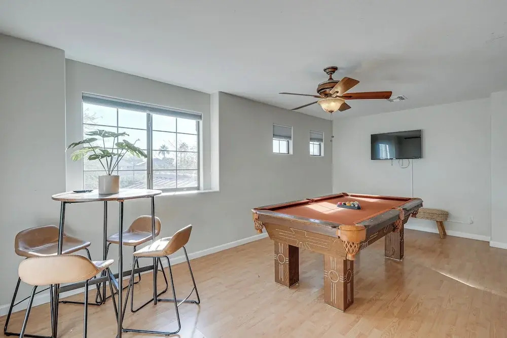 4 Mi to Surprise Stadium: West Valley Family Home