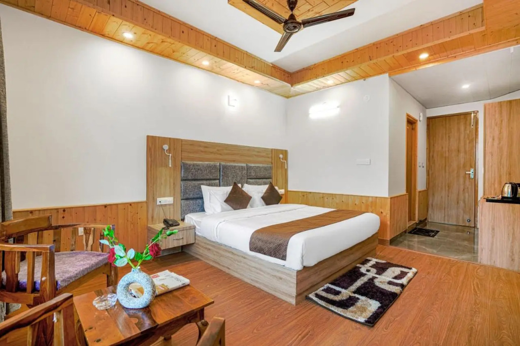 Hotel Divine Paradise Manali