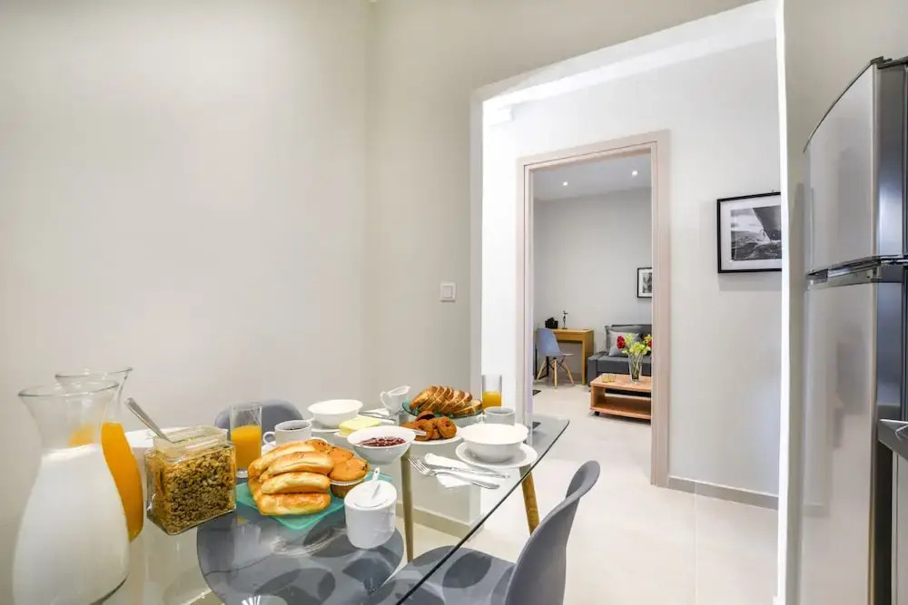 Sunset Luxury Suite