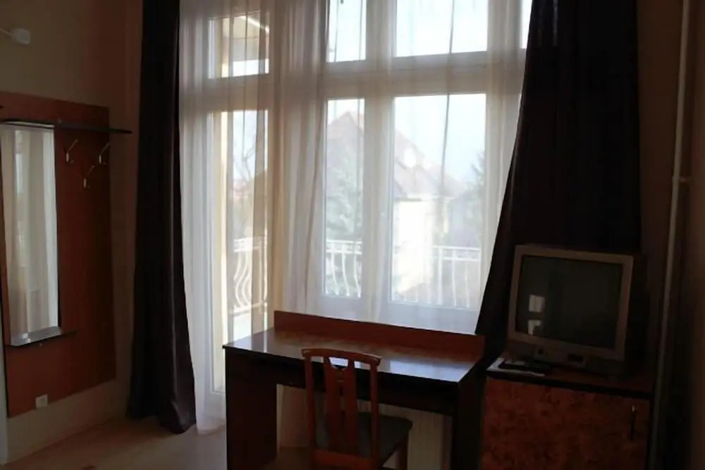 Villa Kristal Hotel