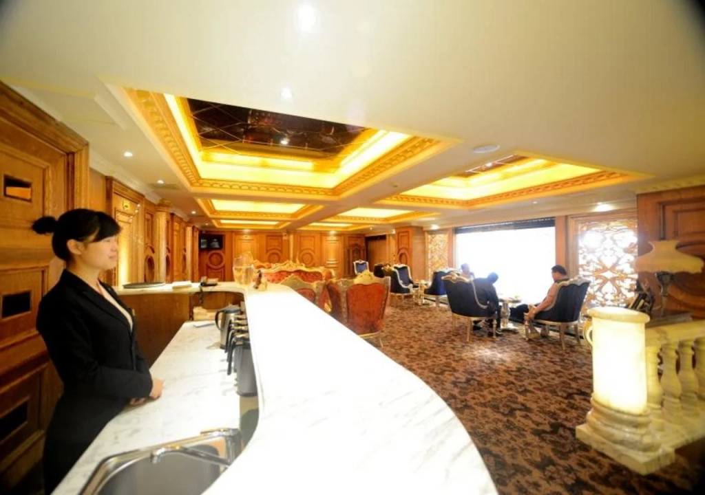 Baishan Hotel