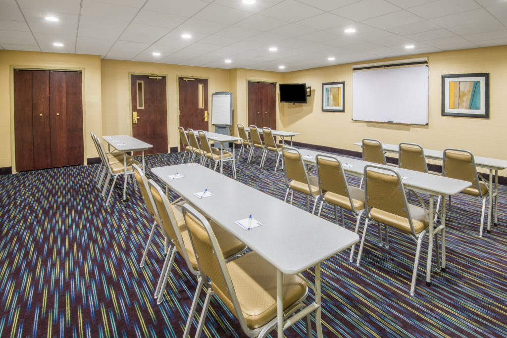 Holiday Inn Express Hotel & Suites Ashland by IHG