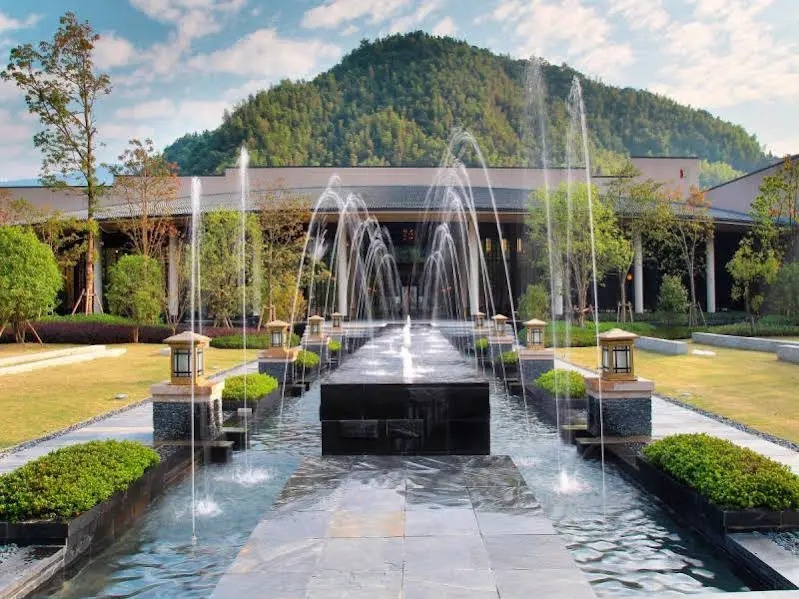 Mont Aqua Resort