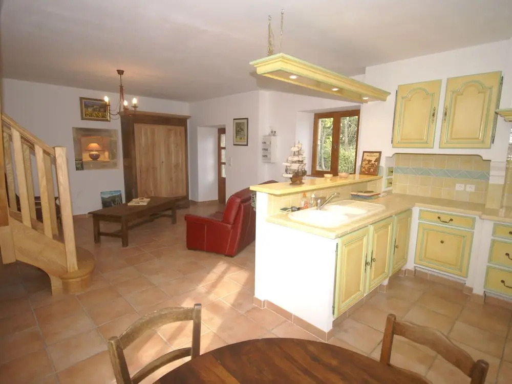 Holiday Home in Les Assions Near Bois de Paiolive