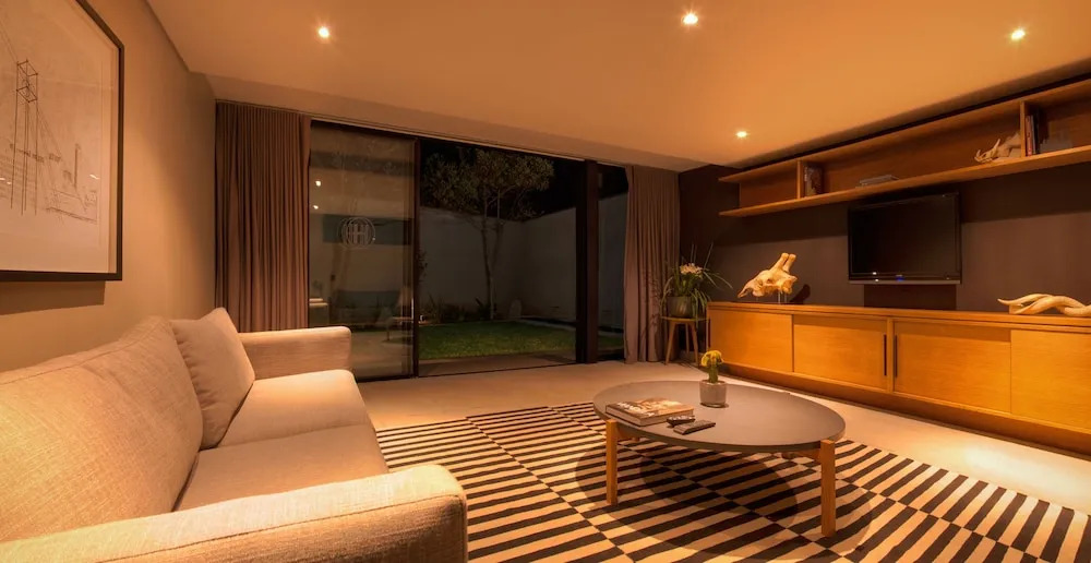 The Hamilton Boutique Hotel