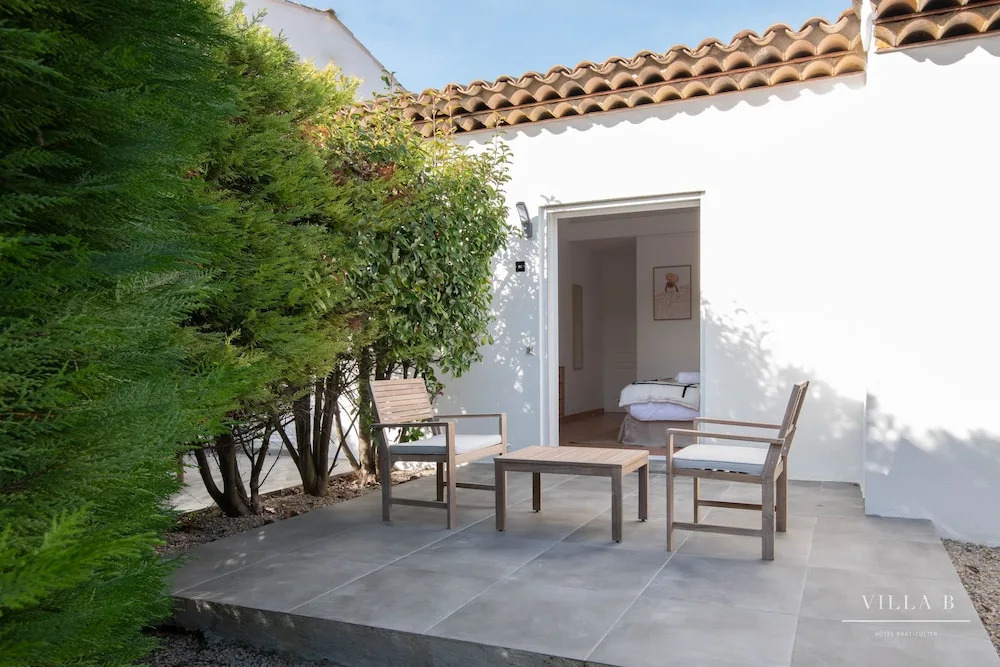 Villa B
