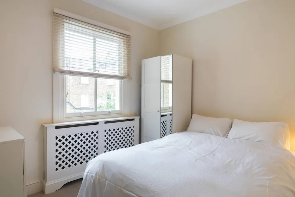 Lovely 1-bed Flat in Fulham Close to Tube!