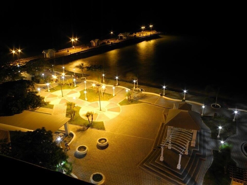 Hotel Art Deco Beach